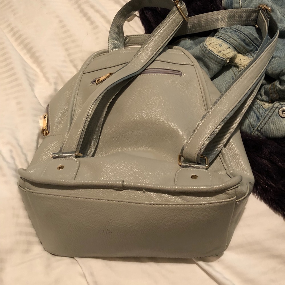 Backpack - Picture 7 of 8